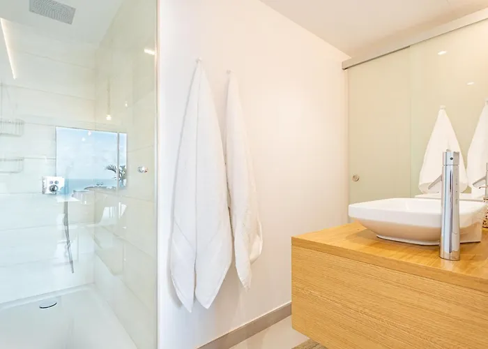 Penthouse Alba, Med One- Higueron, Apartment *