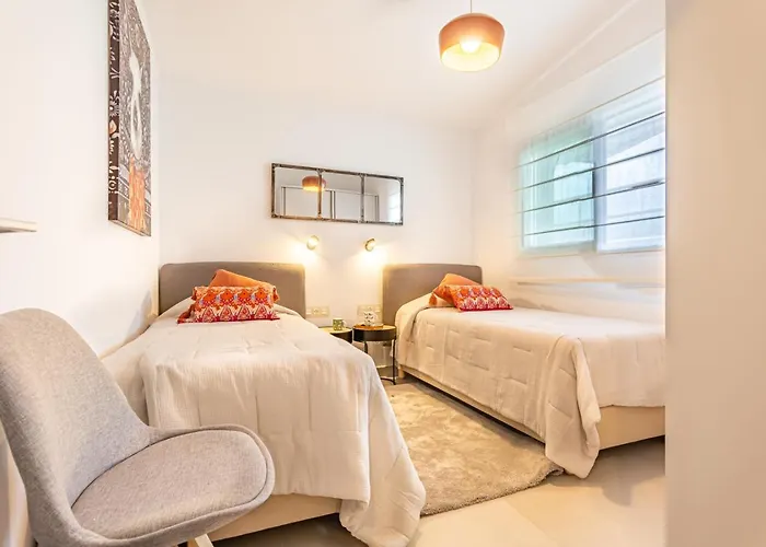 Apartment Penthouse Alba, Med One- Higueron, Fuengirola